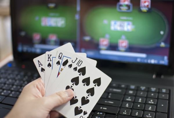 j8bet